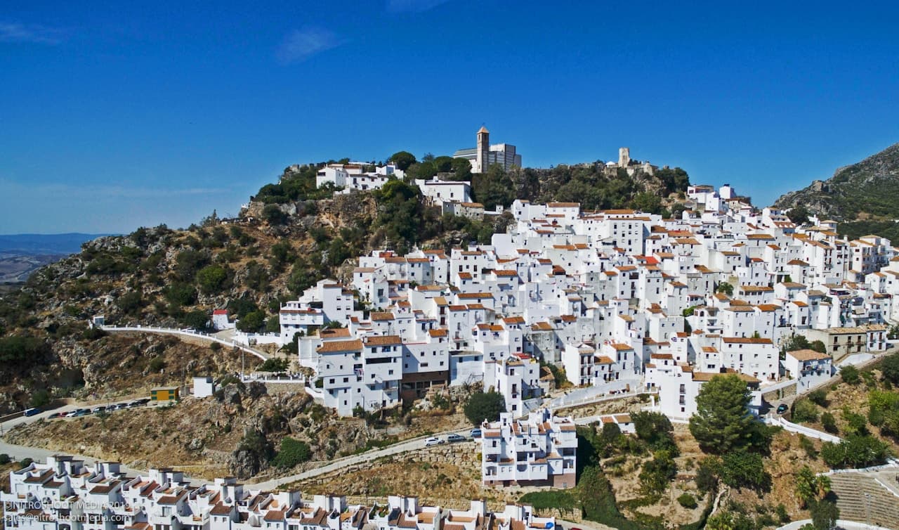 White-walled village in Andalusia, Spain, evoking the oppressive setting of Lorca's The House of Bernarda Alba